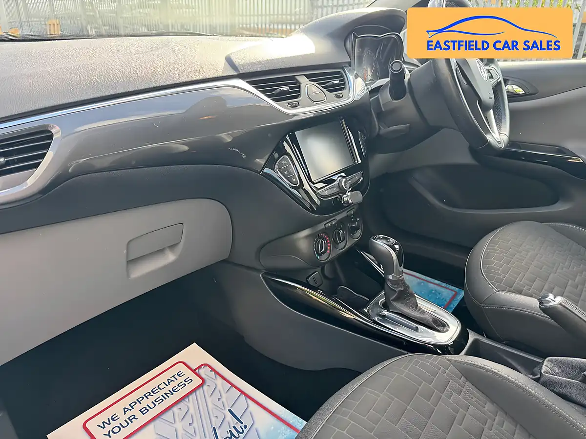 Used 2018 Vauxhall Corsa Se White - Interior and Exterior details 4
