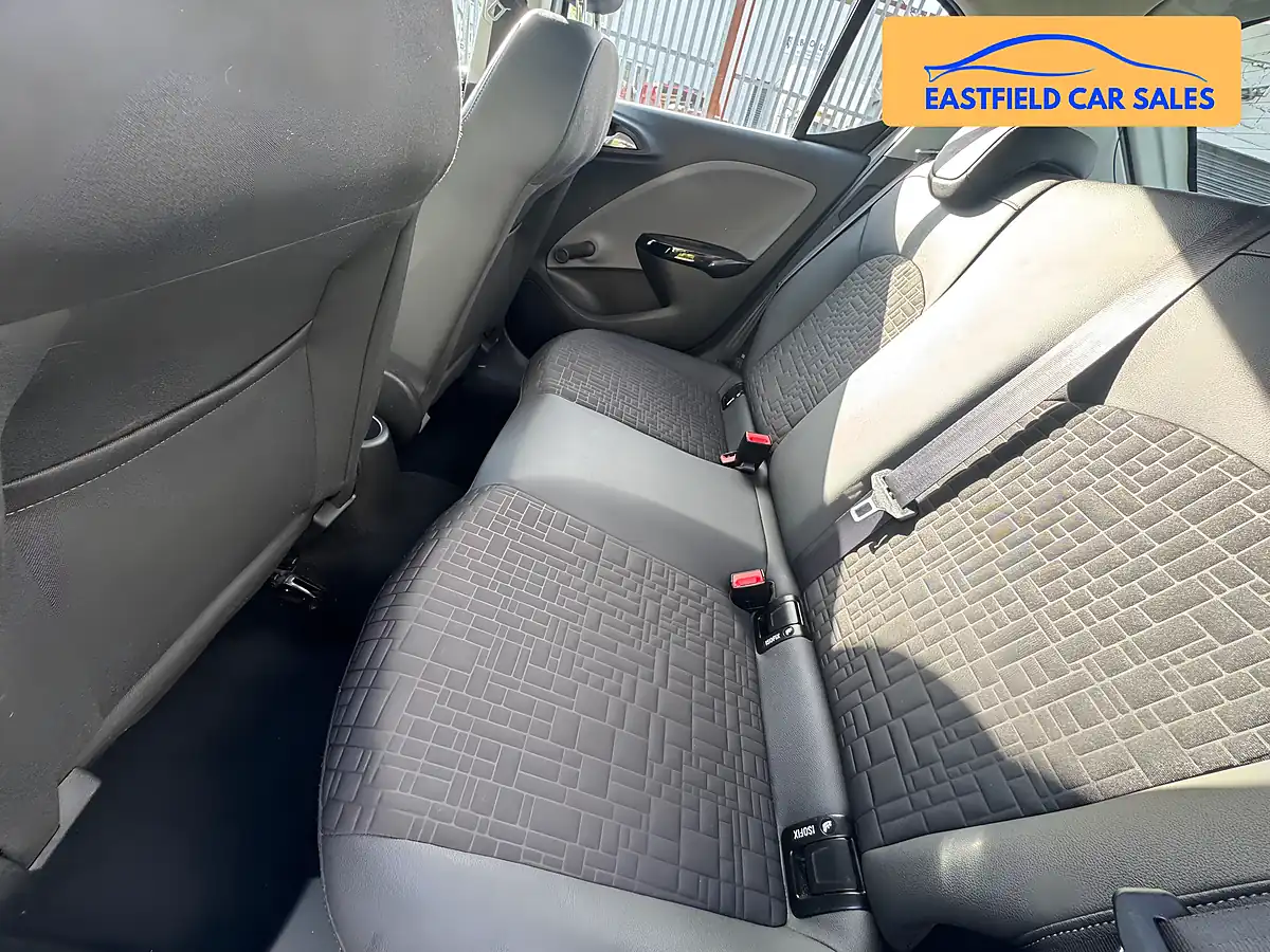 Used 2018 Vauxhall Corsa Se White - Interior and Exterior details 6