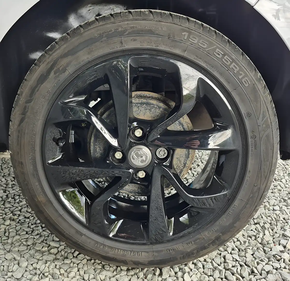 Used 2018 Vauxhall Corsa Sport White - Interior and Exterior details 15
