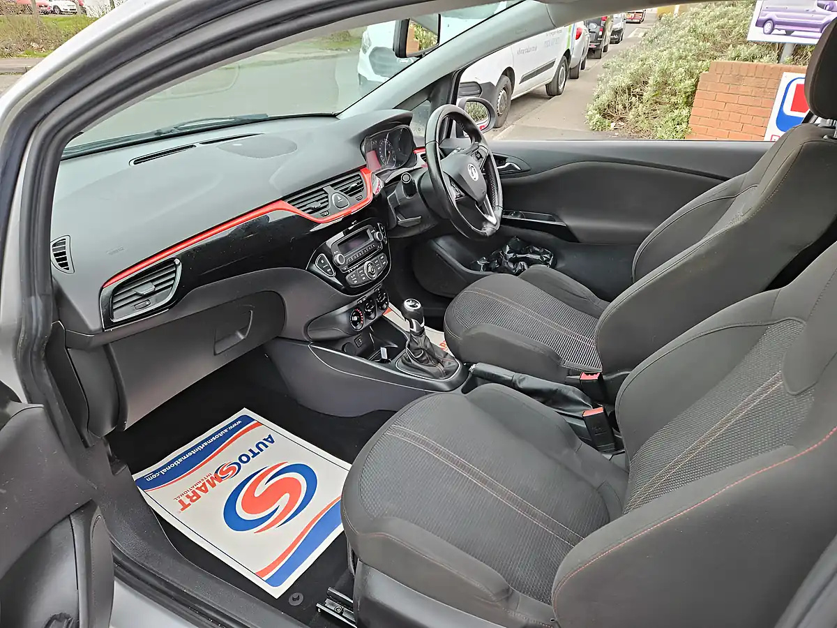 Used 2018 Vauxhall Corsa Sportive Silver - Interior and Exterior details 10