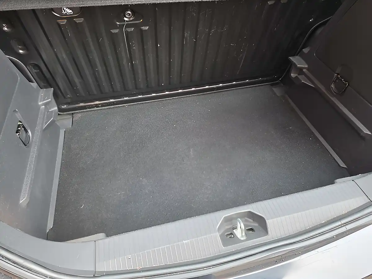 Used 2018 Vauxhall Corsa Sri Black - Interior and Exterior details 20