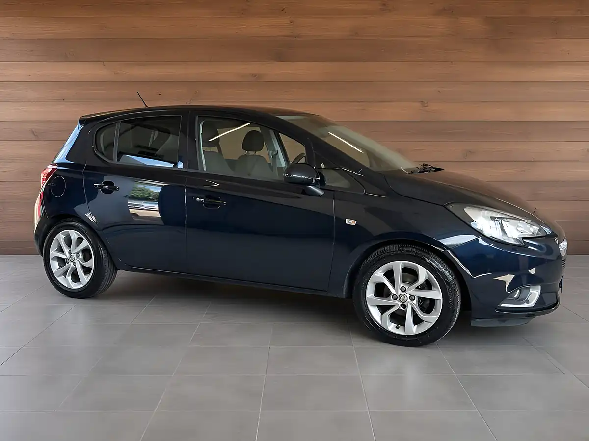 Used 2018 Vauxhall Corsa Sri Blue - Interior and Exterior details 11