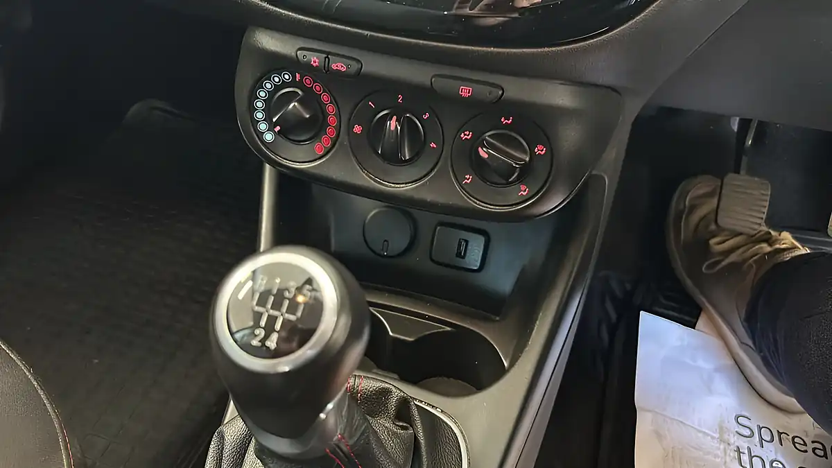 Used 2018 Vauxhall Corsa Sri Blue - Interior and Exterior details 20