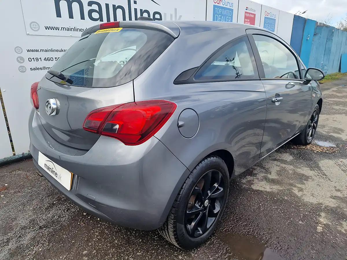 Used 2018 Vauxhall Corsa Sri Grey - Interior and Exterior details 13