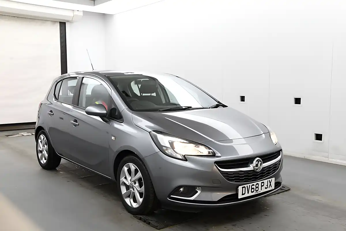 Used 2018 Vauxhall Corsa Sri Nav Grey - Front View