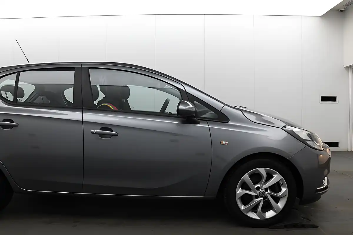 Used 2018 Vauxhall Corsa Sri Nav Grey - Interior and Exterior details 5