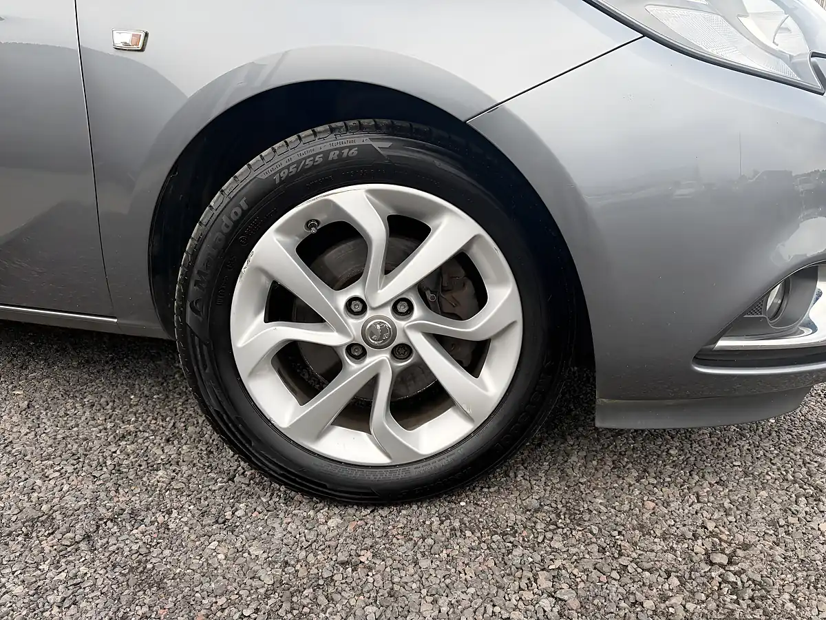 Used 2018 Vauxhall Corsa Sri Nav Grey - Interior and Exterior details 3