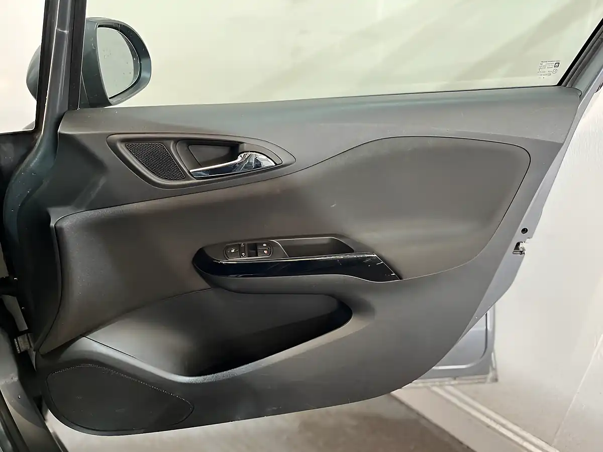 Used 2018 Vauxhall Corsa Sri Nav Grey - Interior and Exterior details 11
