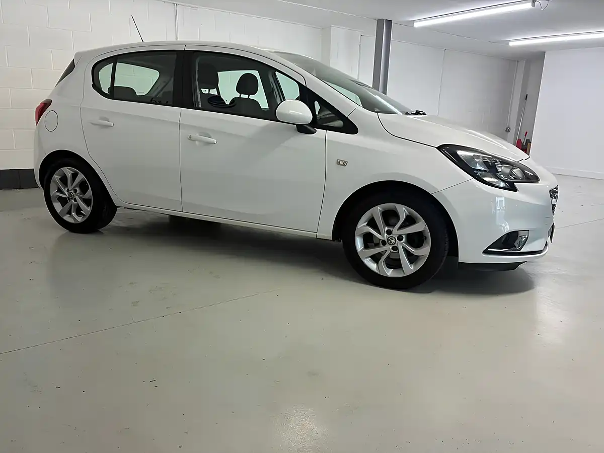 Used 2018 Vauxhall Corsa Sri Nav White - Interior and Exterior details 3