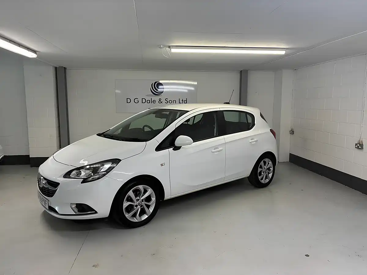 Used 2018 Vauxhall Corsa Sri Nav White - Interior and Exterior details 5
