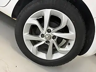 Used 2018 Vauxhall Corsa Sri Nav White - Interior and Exterior details 9