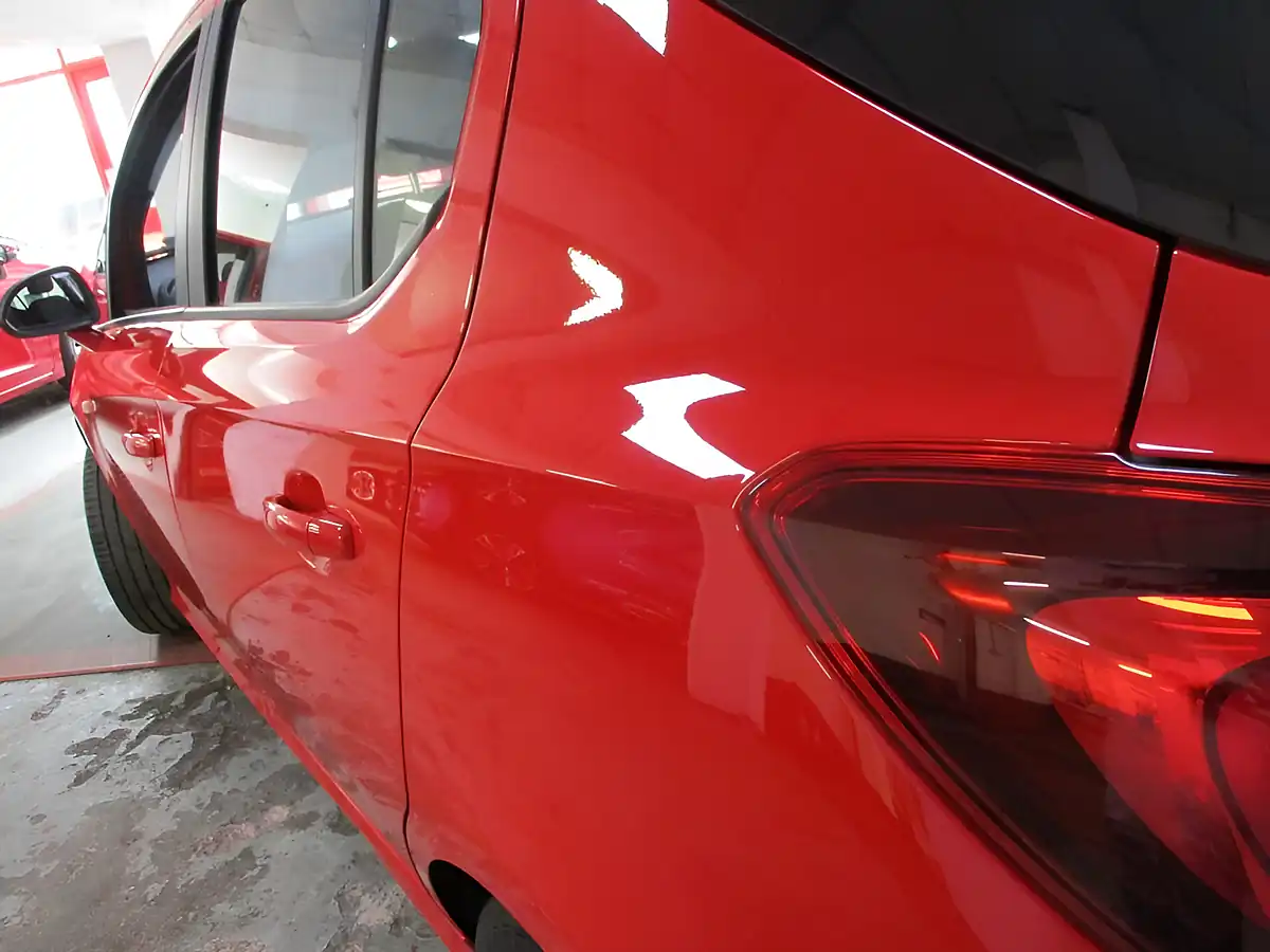 Used 2018 Vauxhall Corsa Sri Vx-Line Red - Interior and Exterior details 16