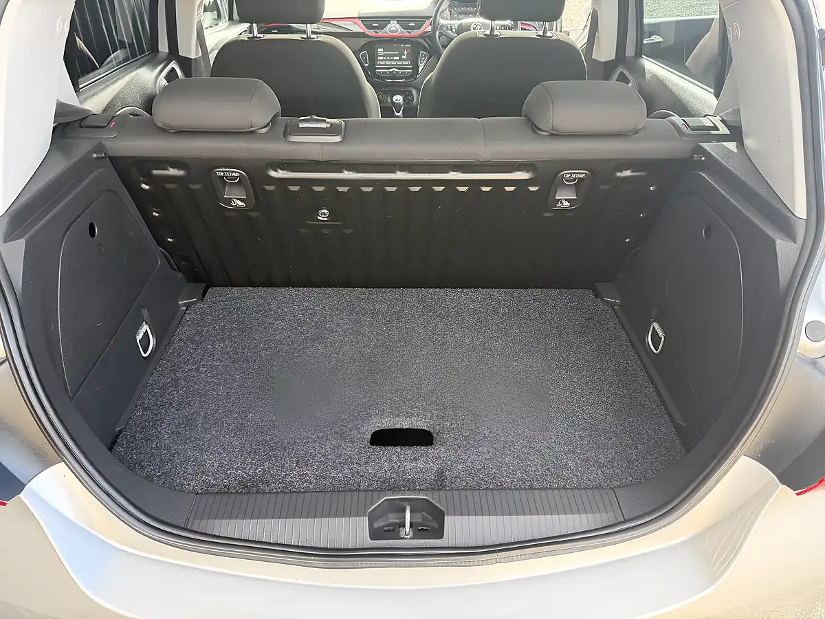 Used 2018 Vauxhall Corsa Sri Vx Line Silver - Interior and Exterior details 20