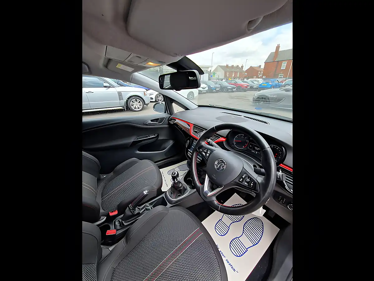 Used 2018 Vauxhall Corsa Sri White - Interior and Exterior details 15