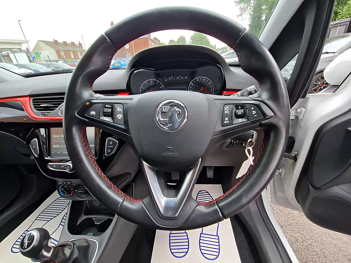 Used 2018 Vauxhall Corsa Sri White - Interior and Exterior details 18