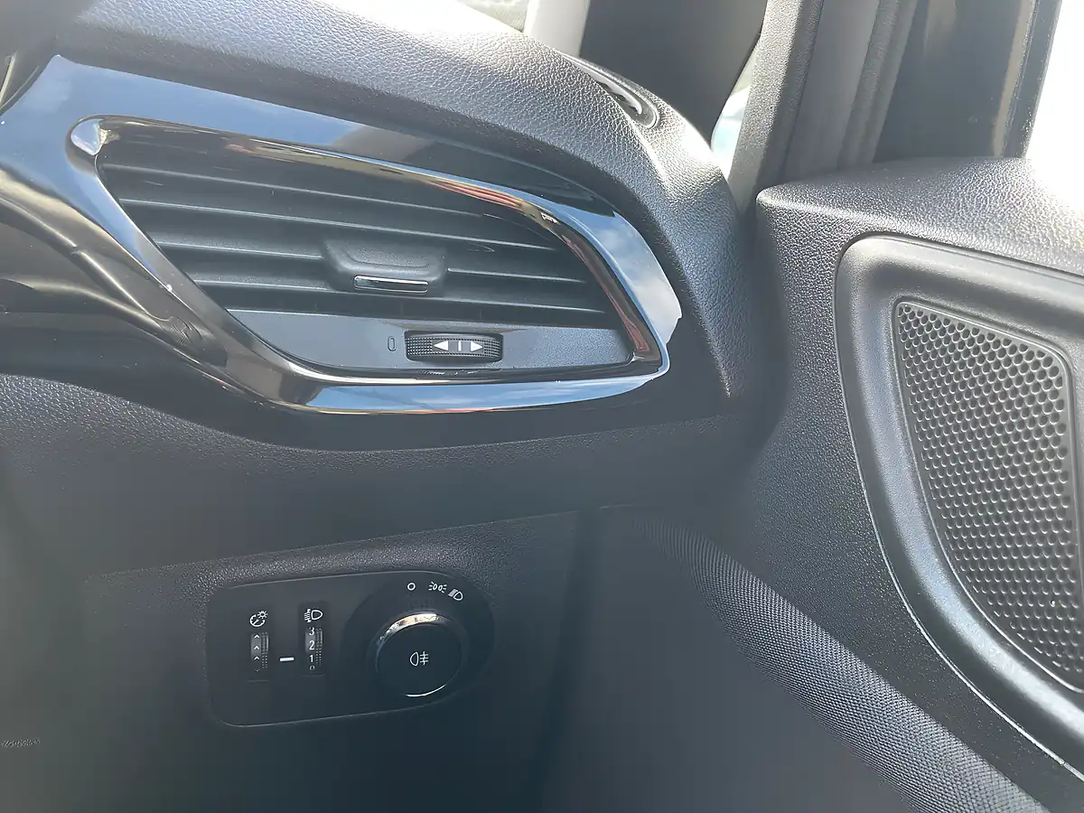 Used 2018 Vauxhall Corsa Sting Black - Interior and Exterior details 11