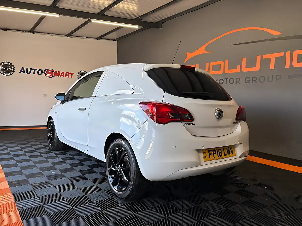 Used 2018 Vauxhall Corsa Van Ecoflex White - Interior and Exterior details 3