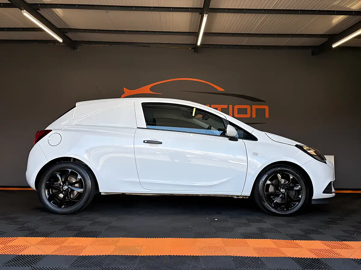 Used 2018 Vauxhall Corsa Van Ecoflex White - Interior and Exterior details 5