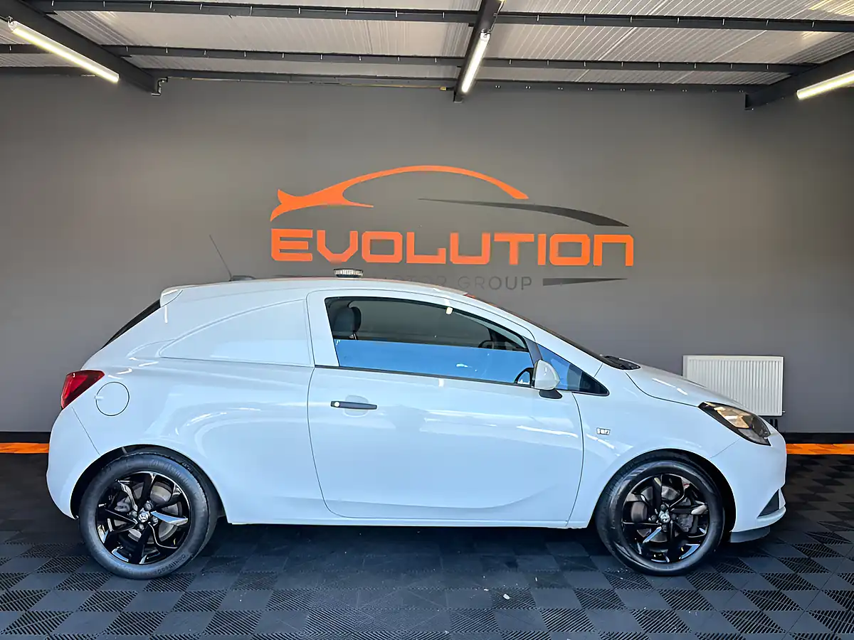 Used 2018 Vauxhall Corsa Van Ecoflex White - Interior and Exterior details 7