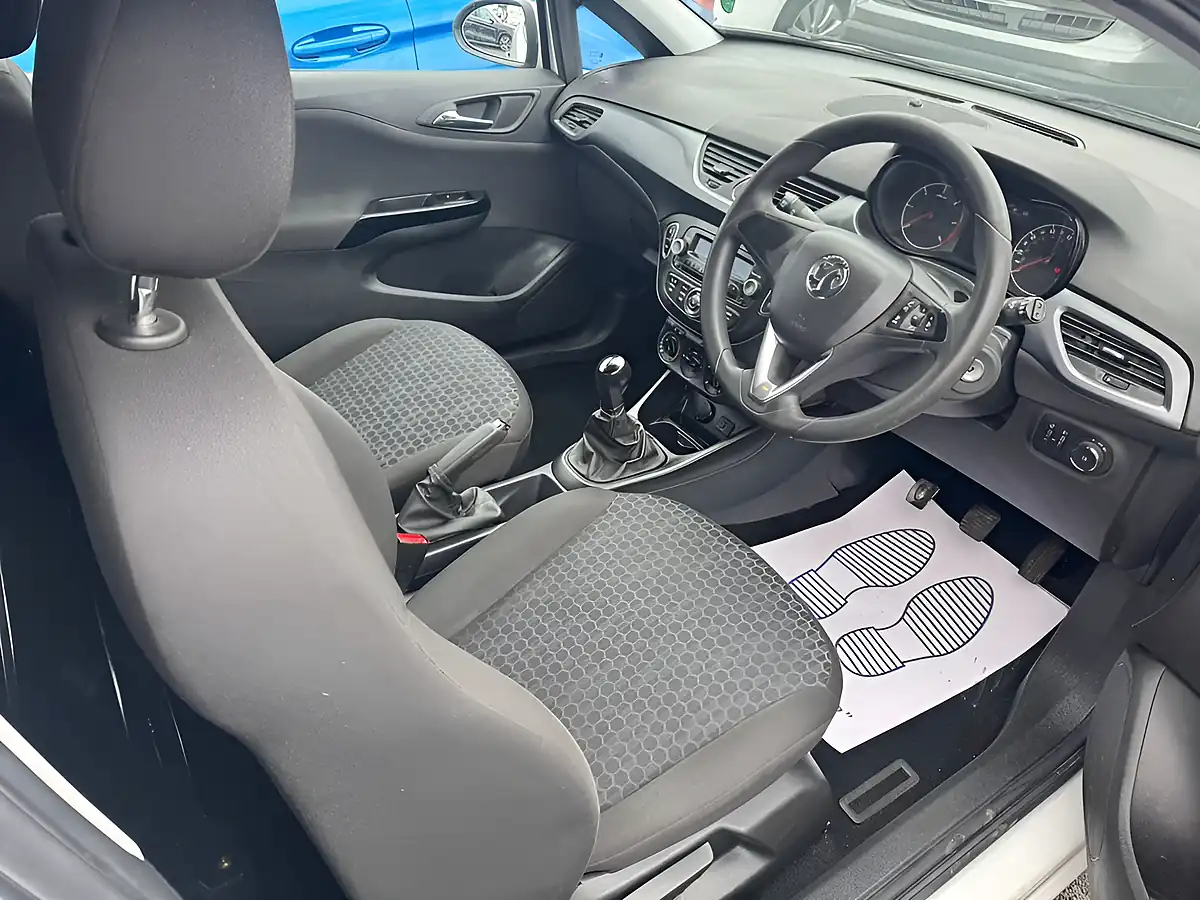 Used 2018 Vauxhall Corsa Van Ecoflex White - Interior and Exterior details 4