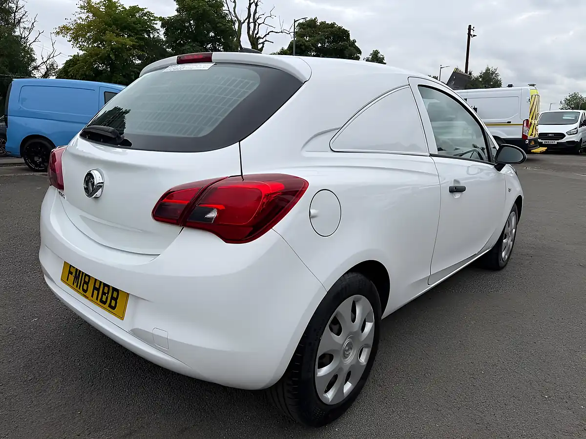 Used 2018 Vauxhall Corsa Van Ecoflex White - Interior and Exterior details 2