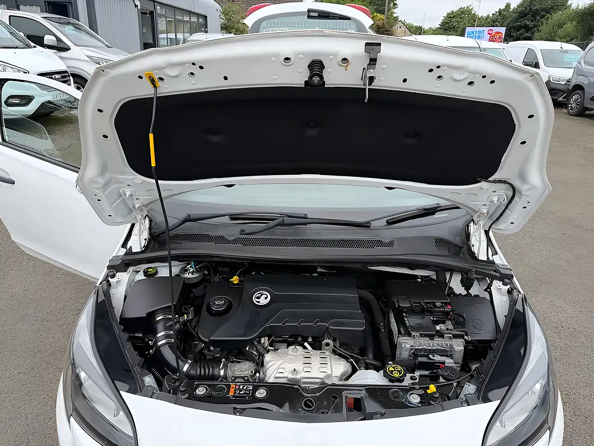 Used 2018 Vauxhall Corsa Van Ecoflex White - Interior and Exterior details 20