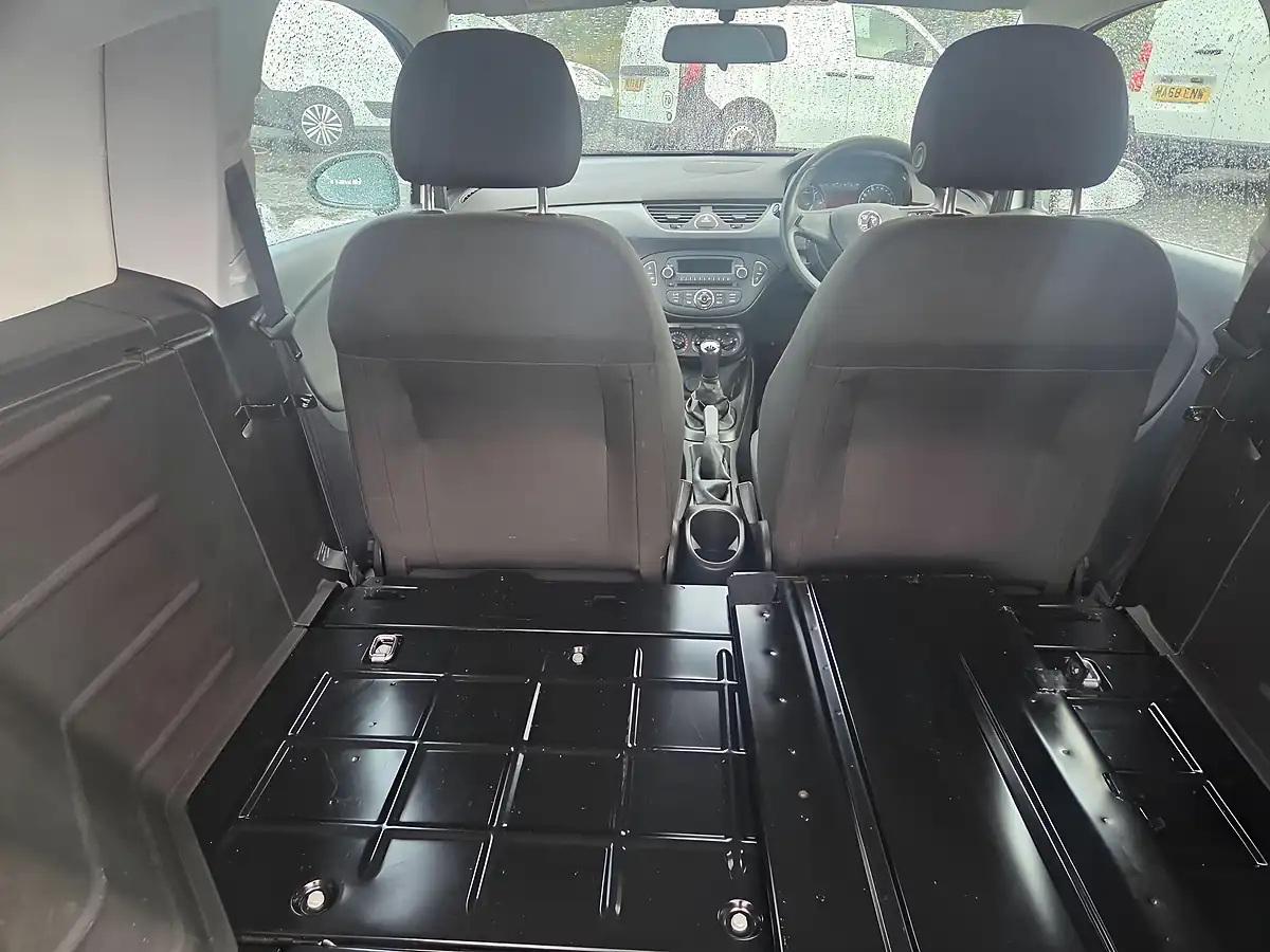 Used 2018 Vauxhall Corsa Van L1 H1 White - Interior and Exterior details 12