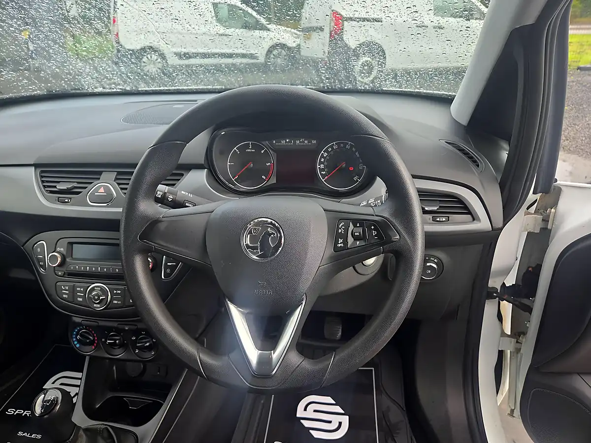 Used 2018 Vauxhall Corsa Van L1 H1 White - Interior and Exterior details 16