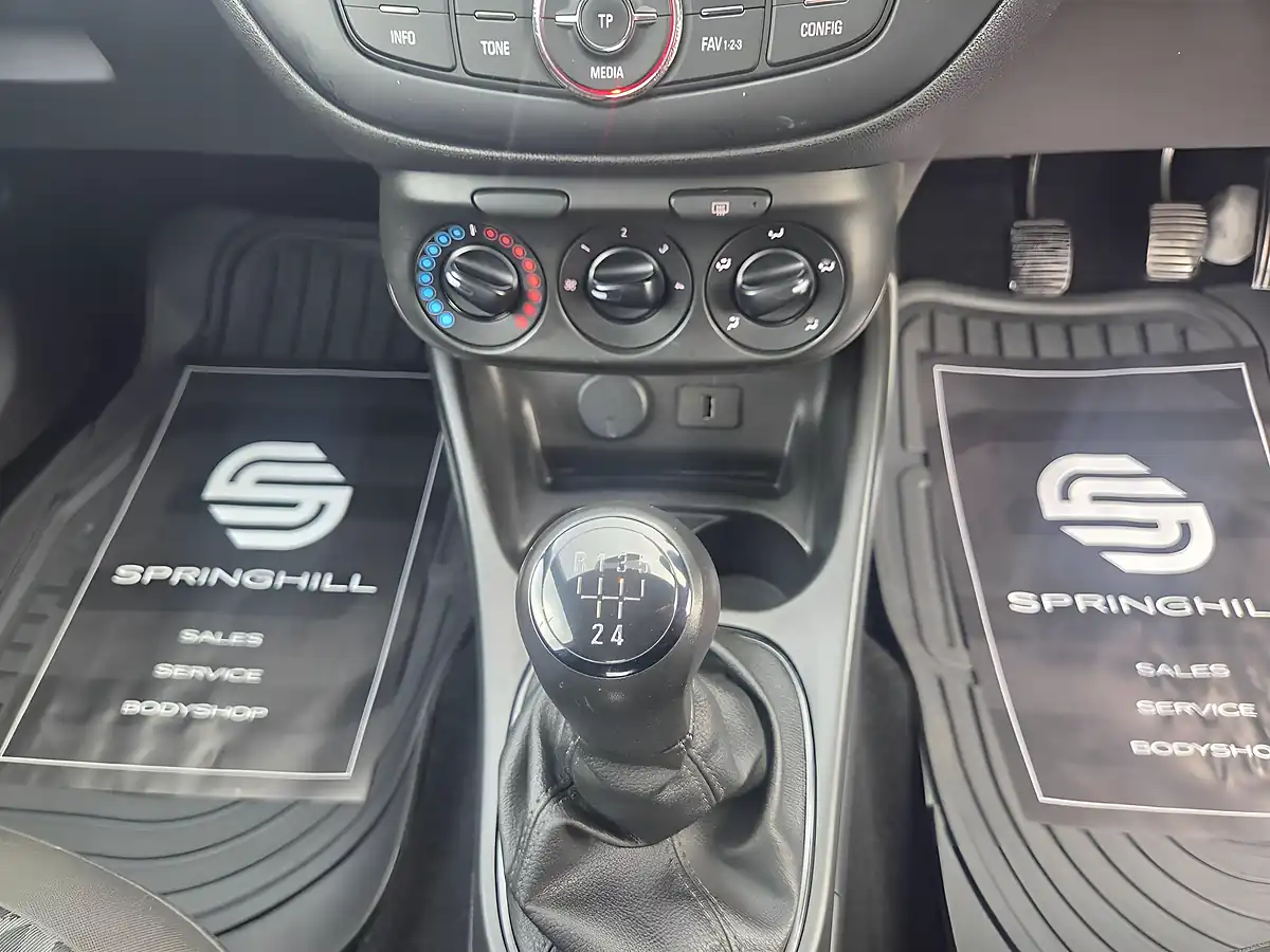 Used 2018 Vauxhall Corsa Van L1 H1 White - Interior and Exterior details 18