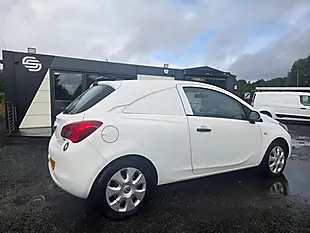 Used 2018 Vauxhall Corsa Van L1 H1 White - Interior and Exterior details 4