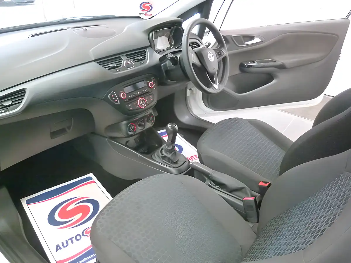 Used 2018 Vauxhall Corsa White - Interior and Exterior details 14