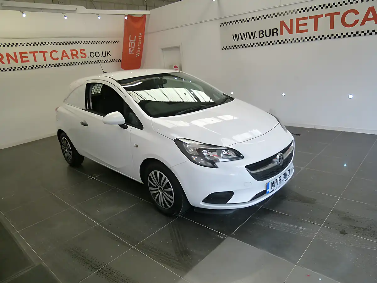 Used 2018 Vauxhall Corsa White - Interior and Exterior details 3