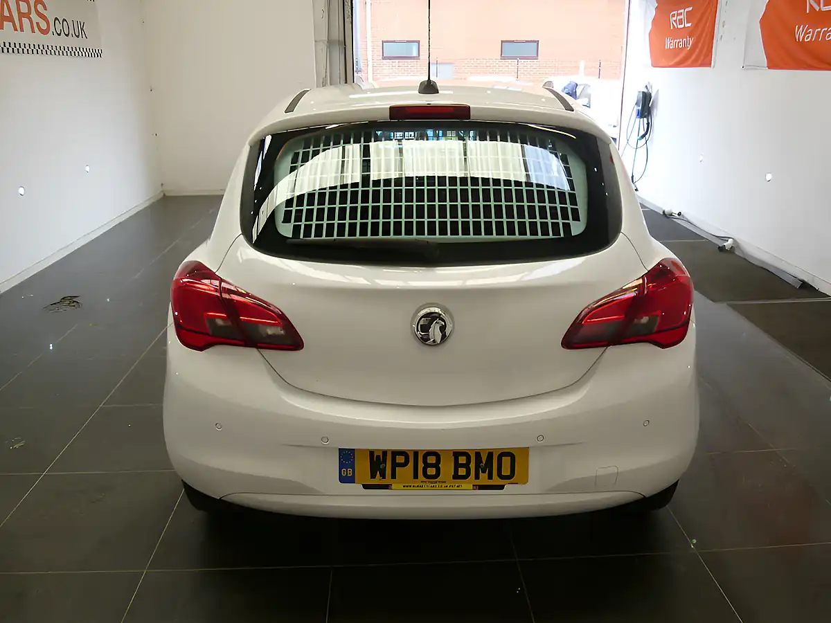 Used 2018 Vauxhall Corsa White - Interior and Exterior details 7