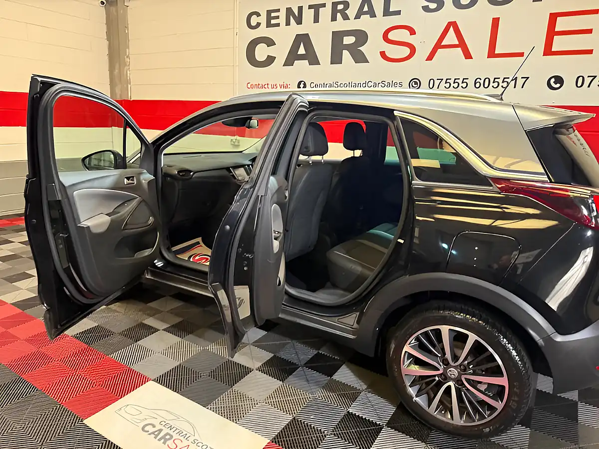 Used 2018 Vauxhall Crossland X Elite Black - Interior and Exterior details 6