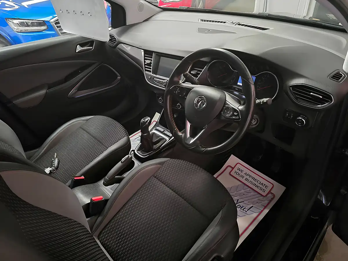 Used 2018 Vauxhall Crossland X Elite Black - Interior and Exterior details 10