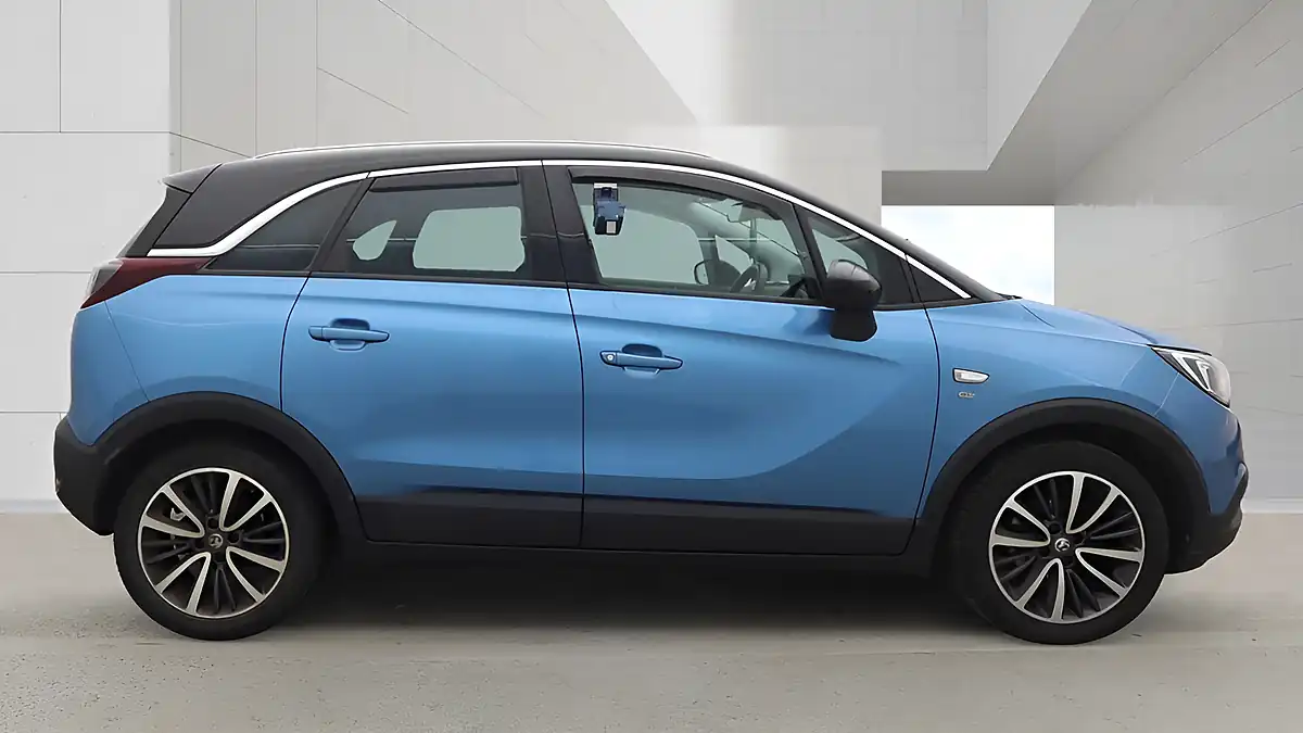 Used 2018 Vauxhall Crossland X Elite Blue - Interior and Exterior details 5