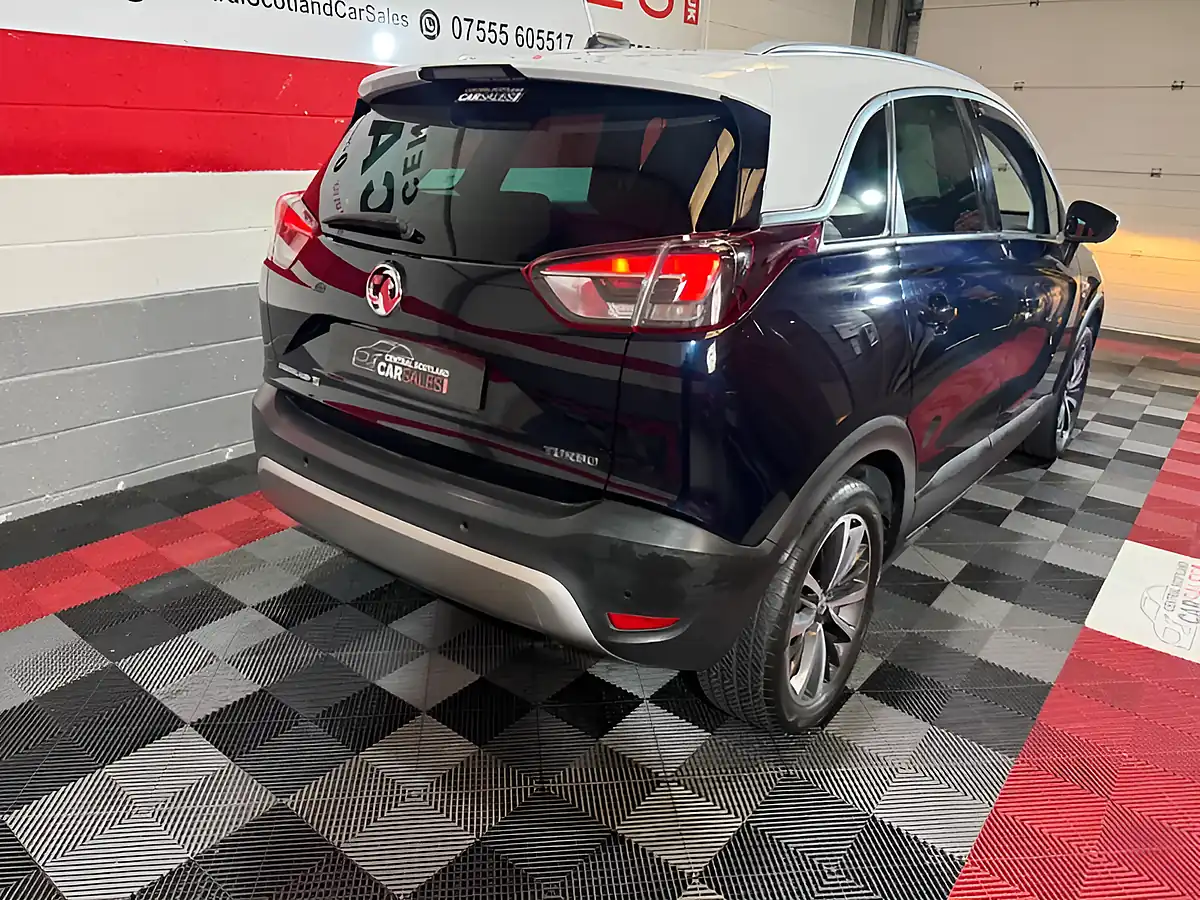 Used 2018 Vauxhall Crossland X Elite Blue - Interior and Exterior details 10