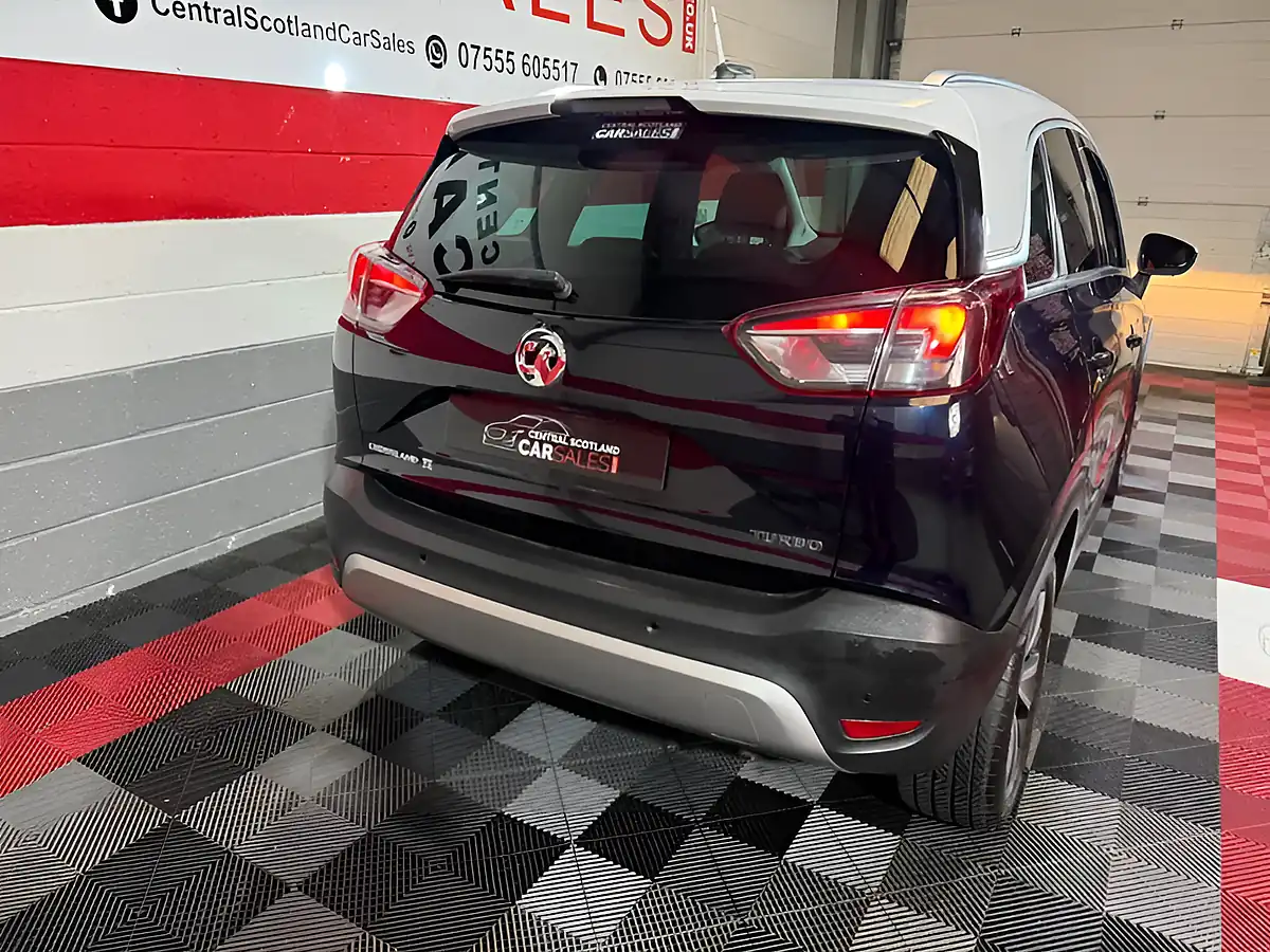 Used 2018 Vauxhall Crossland X Elite Blue - Interior and Exterior details 17