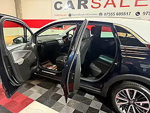 Used 2018 Vauxhall Crossland X Elite Blue - Interior and Exterior details 18