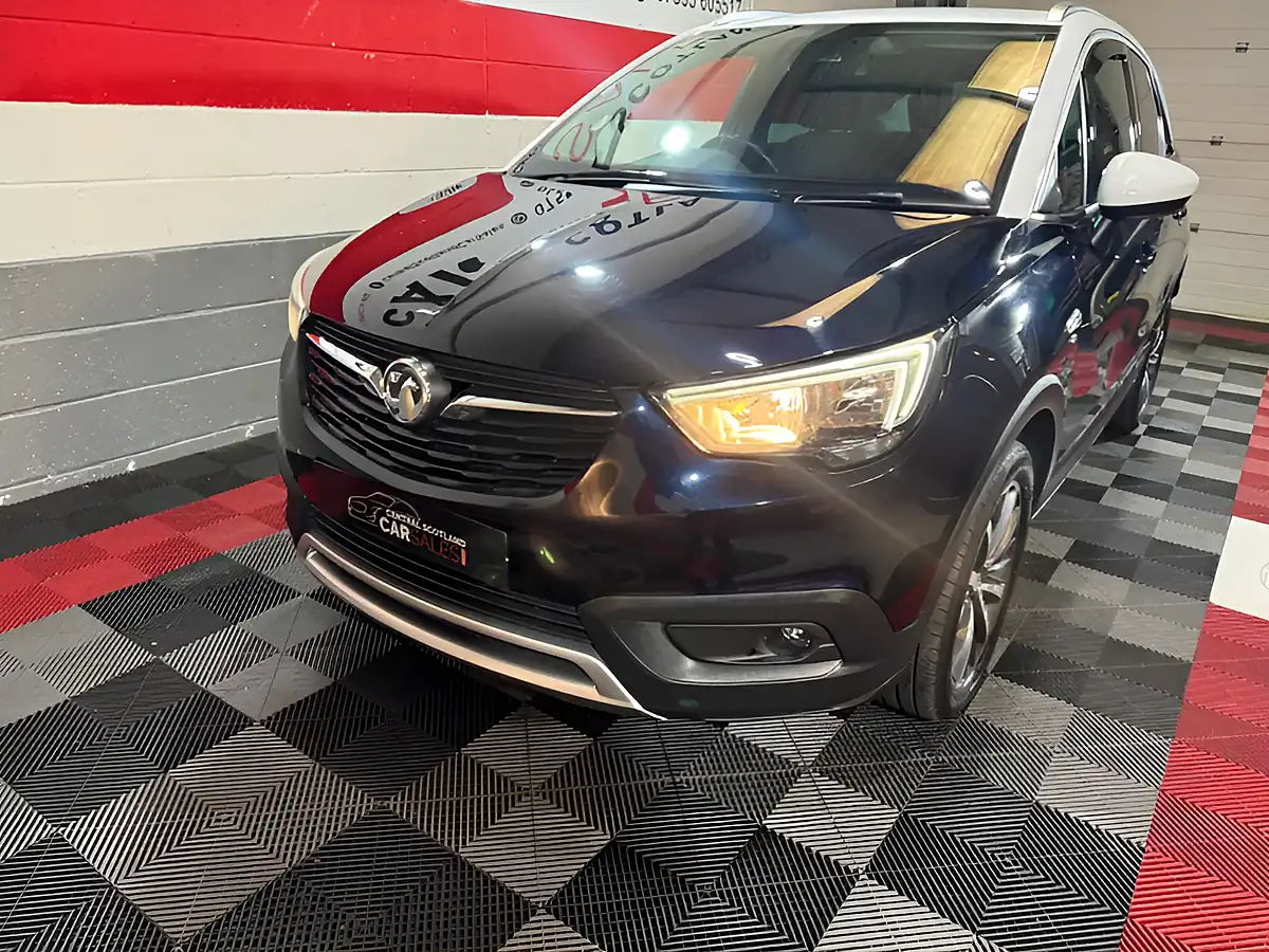 Used 2018 Vauxhall Crossland X Elite Blue - Interior and Exterior details 2