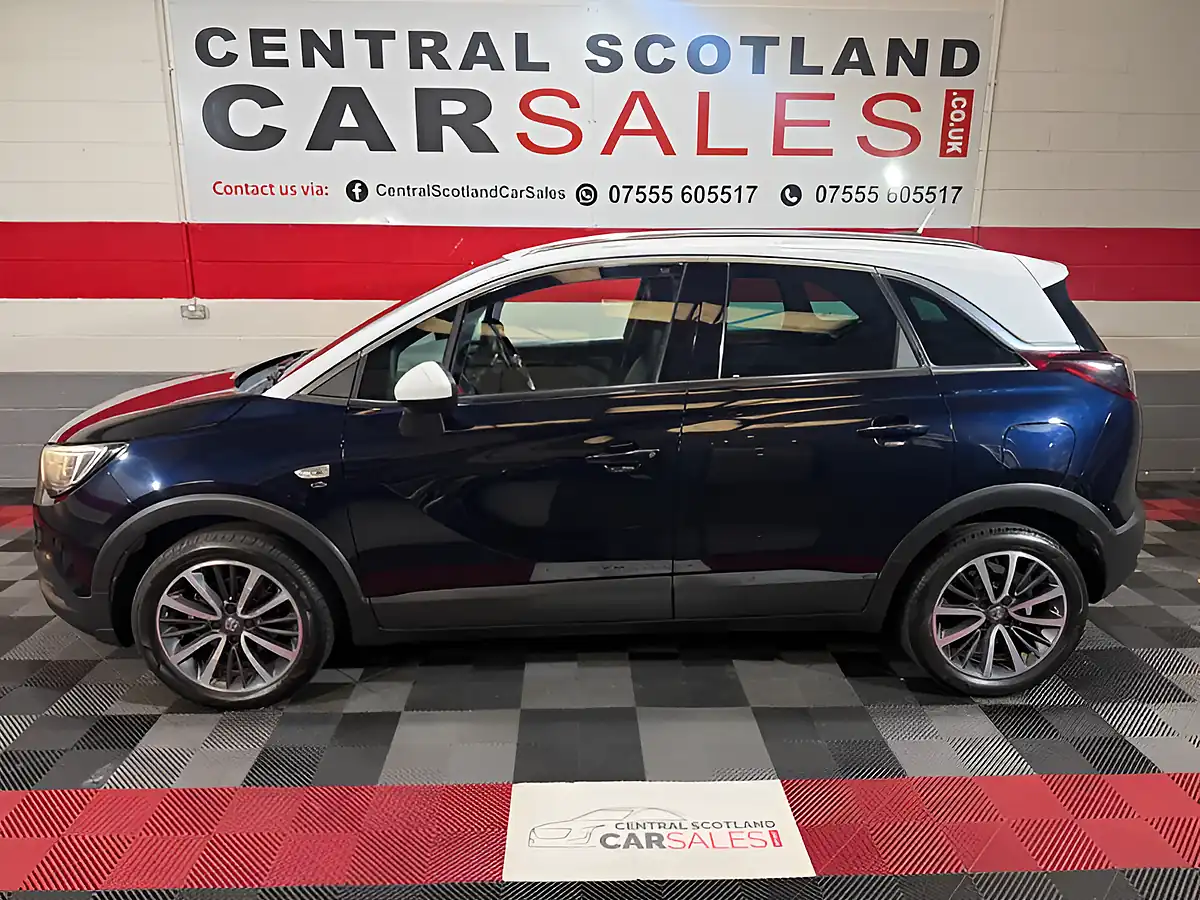 Used 2018 Vauxhall Crossland X Elite Blue - Interior and Exterior details 4