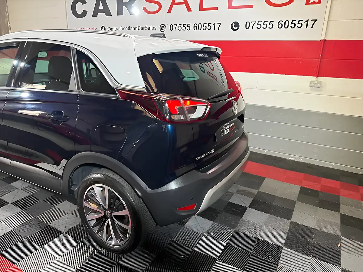 Used 2018 Vauxhall Crossland X Elite Blue - Interior and Exterior details 9
