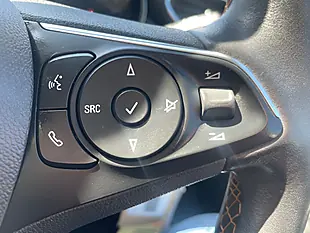Used 2018 Vauxhall Crossland X Elite Blue - Interior and Exterior details 18
