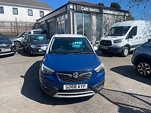 Used 2018 Vauxhall Crossland X Elite Blue - Interior and Exterior details 2