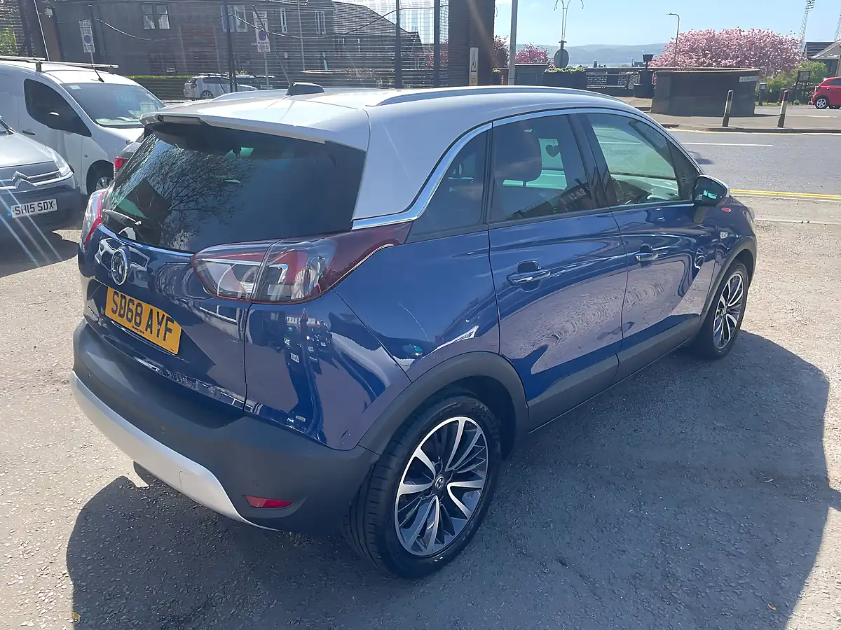 Used 2018 Vauxhall Crossland X Elite Blue - Interior and Exterior details 4