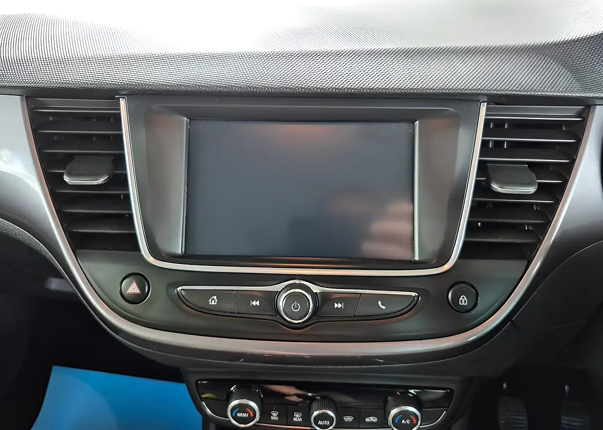 Used 2018 Vauxhall Crossland X Elite Grey - Interior and Exterior details 16