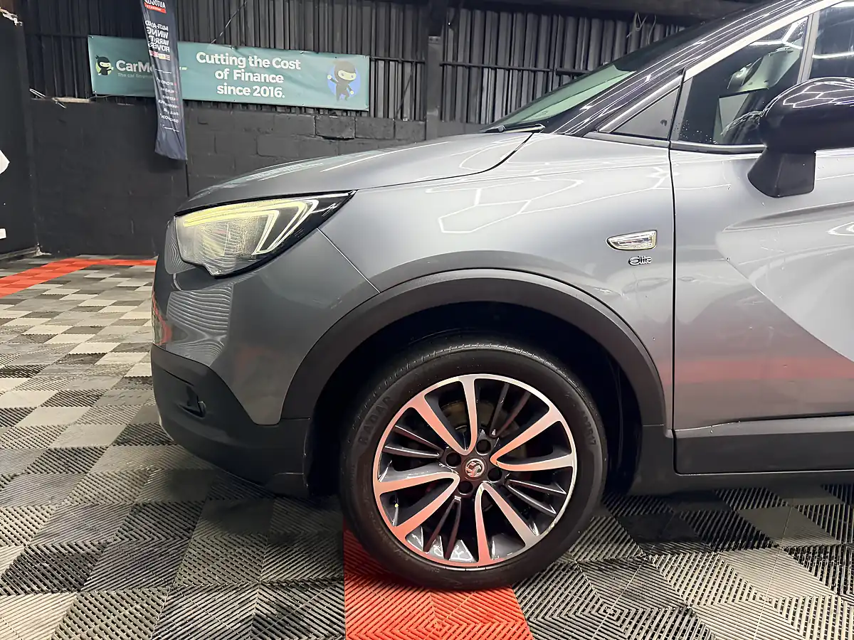 Used 2018 Vauxhall Crossland X Elite Grey - Interior and Exterior details 12