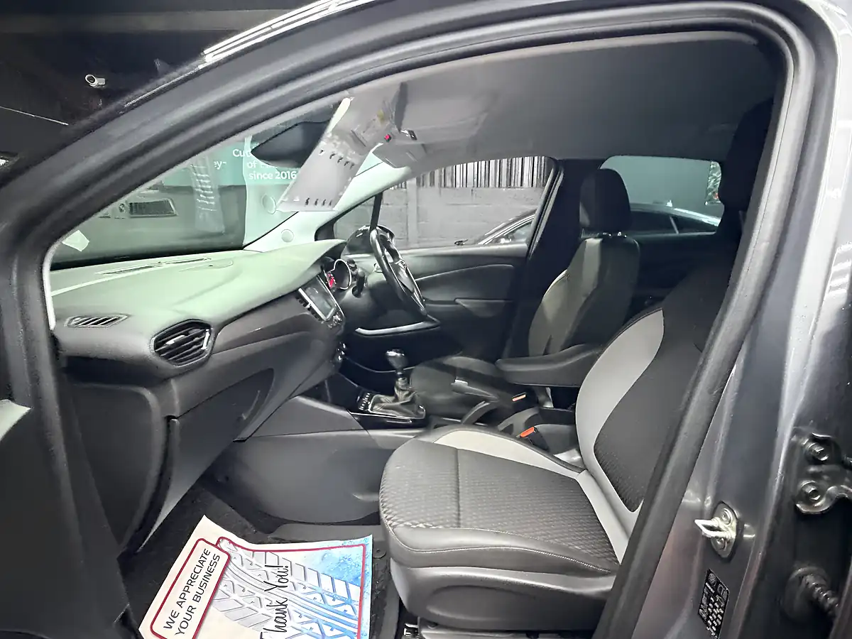 Used 2018 Vauxhall Crossland X Elite Grey - Interior and Exterior details 14