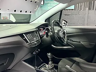 Used 2018 Vauxhall Crossland X Elite Grey - Interior and Exterior details 15