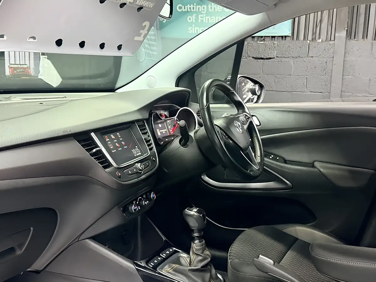 Used 2018 Vauxhall Crossland X Elite Grey - Interior and Exterior details 15
